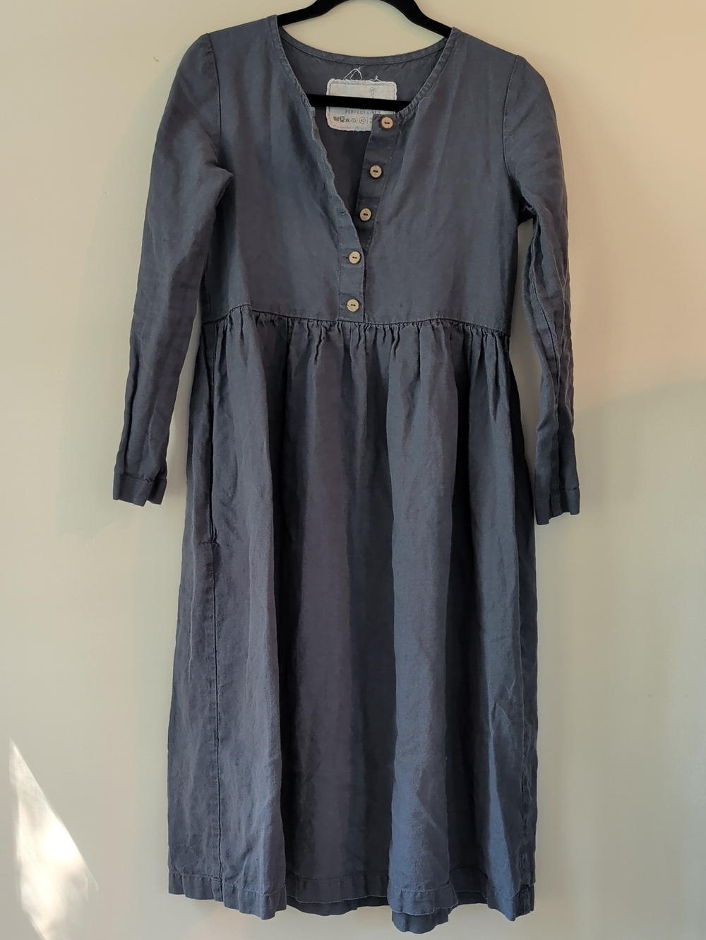 notPERFECTLINEN Button-Front Midi Dress in Grey